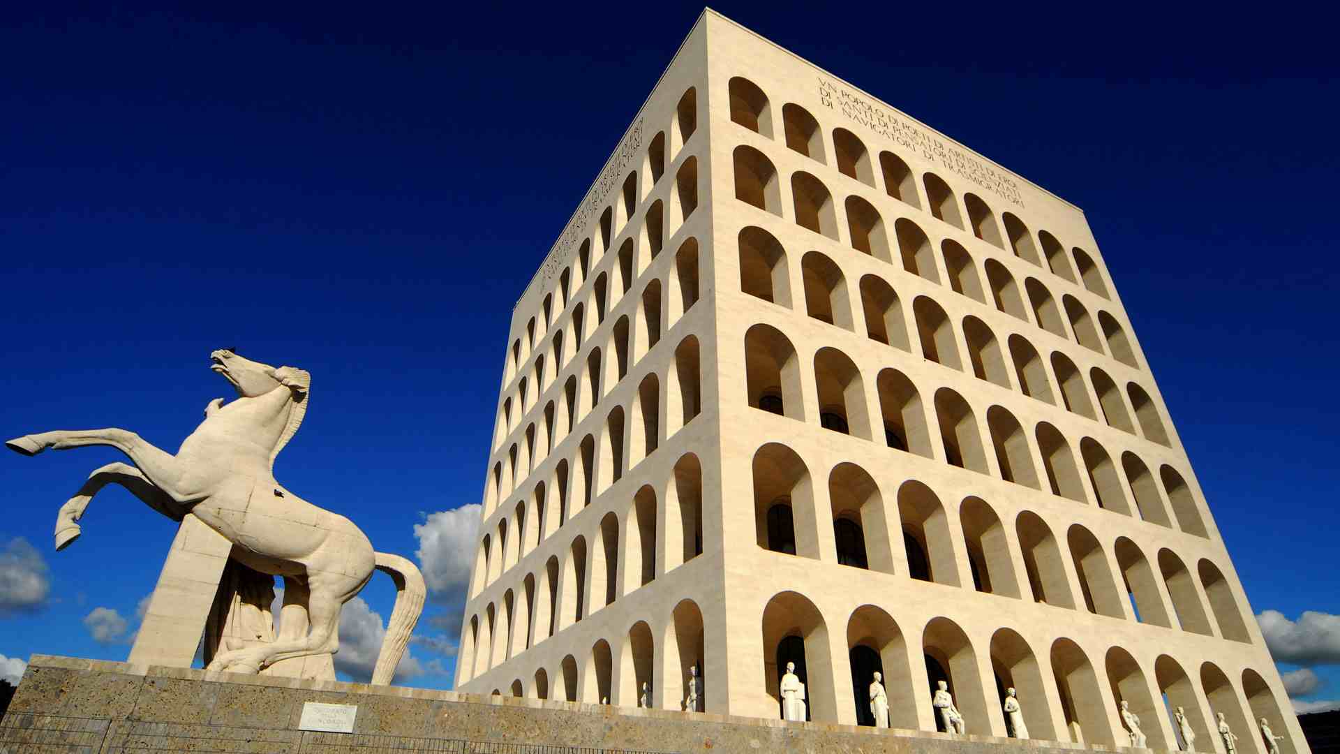 Palazzo della Civiltà Italiana noto come Colosseo Quadrato a Roma, EUR